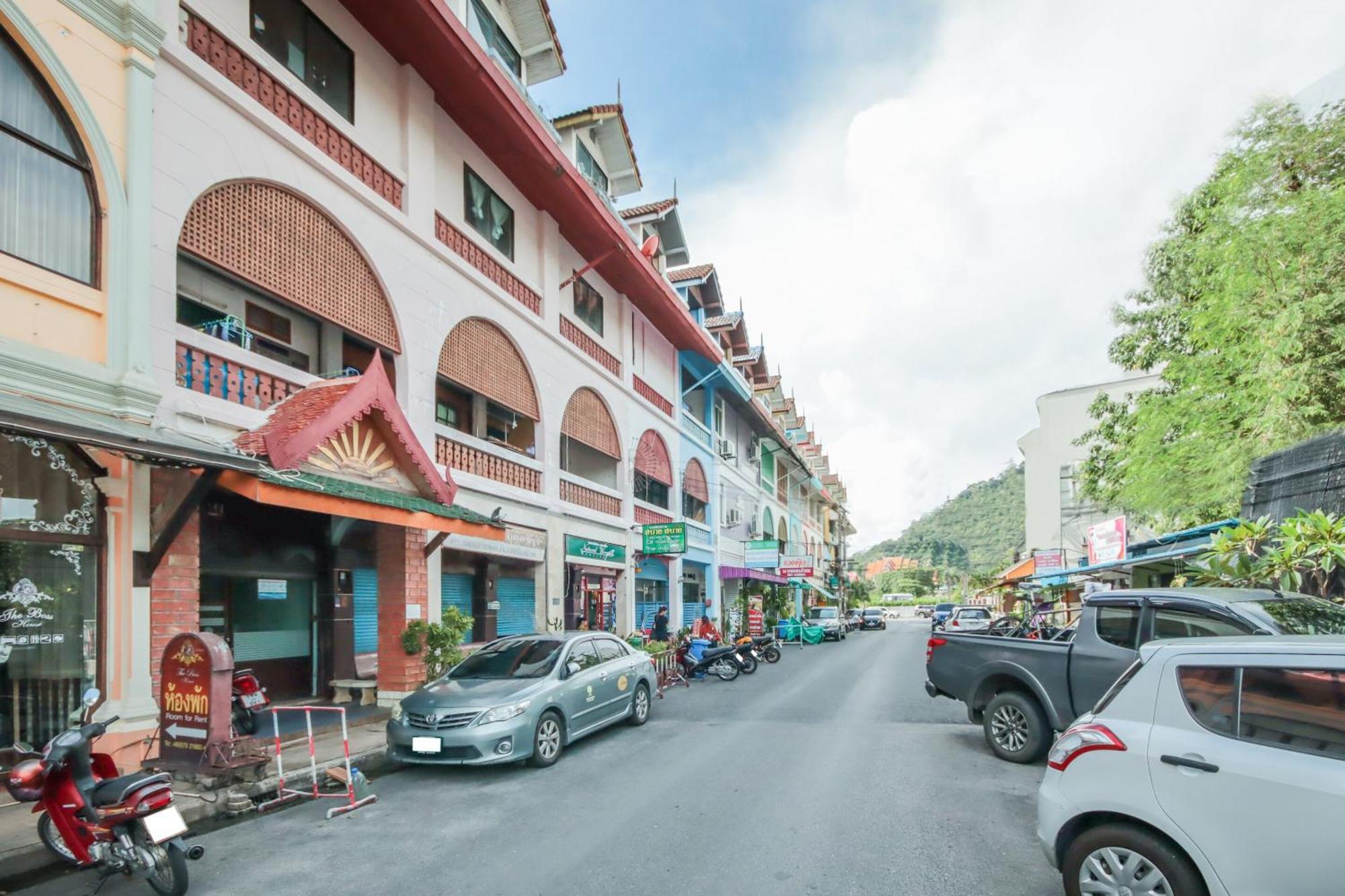Oyo 1163 Eden Hostel Phuket Luaran gambar